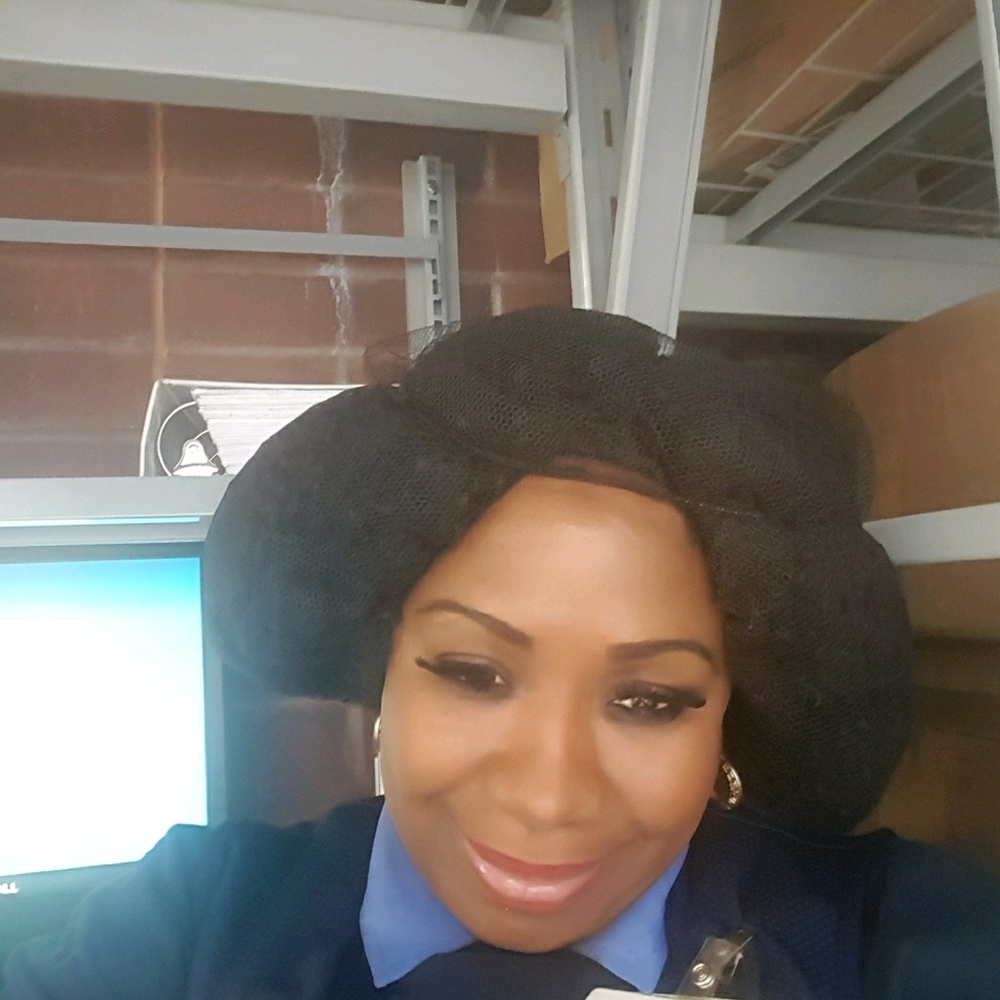 Meet your Posher, Alicia